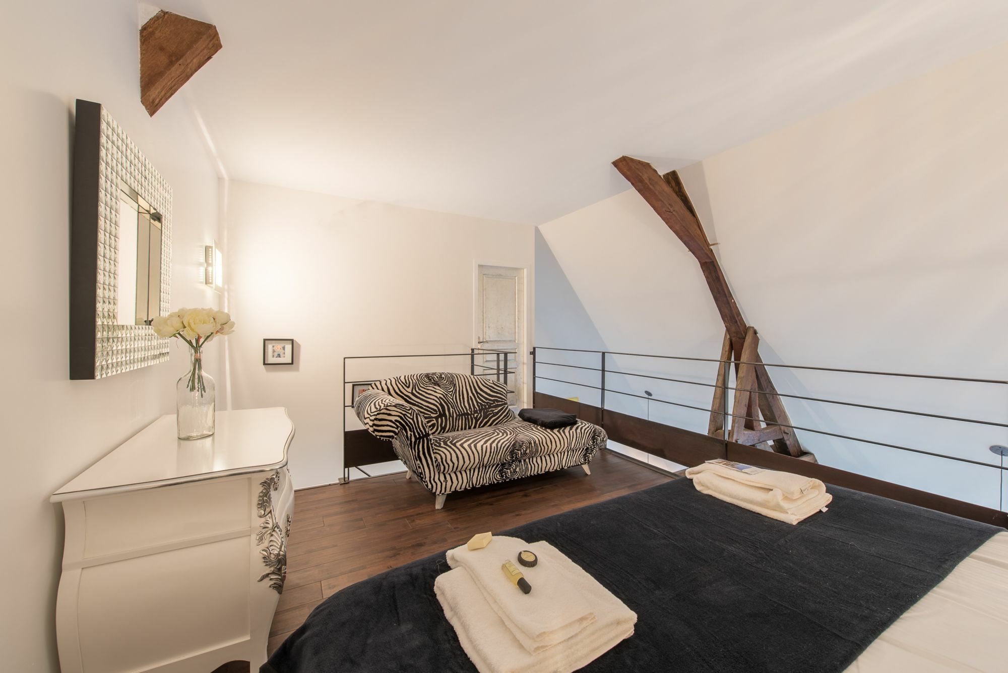Le Loft De La Rochepot Apartment โบน ภายนอก รูปภาพ